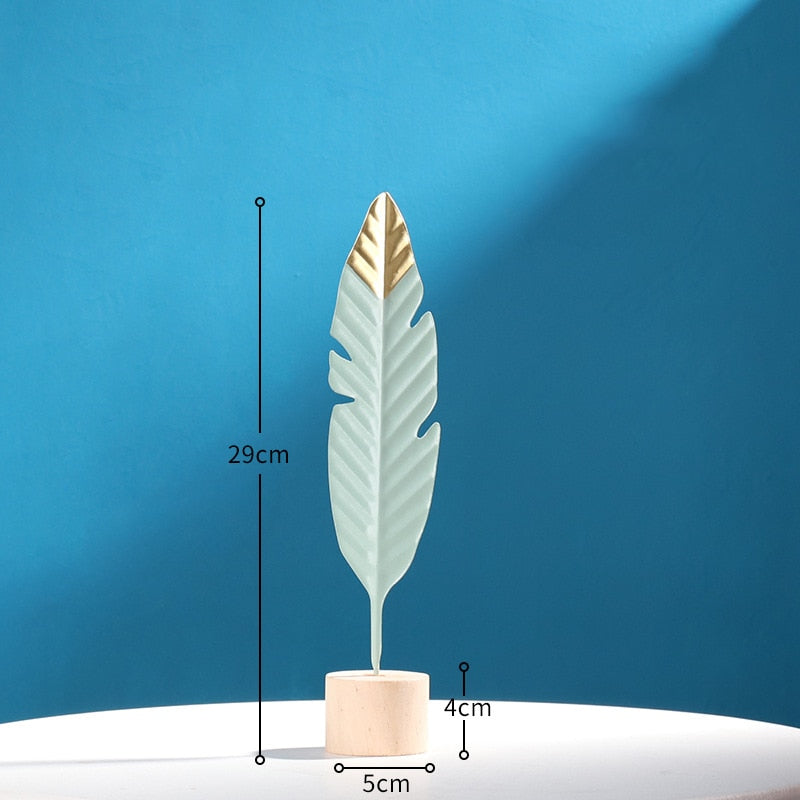 Nordic Home Decor Iron Feather Figure