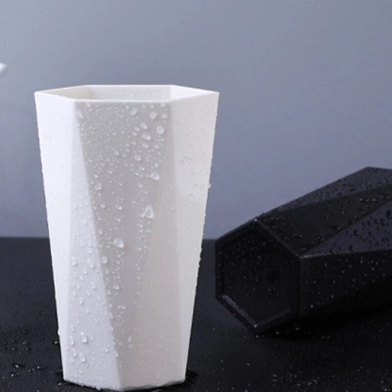 Nordic Toothbrush Tumblers