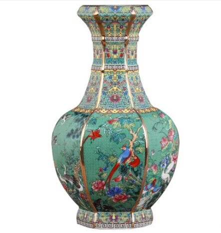 Antique style Royal Chinese Porcelain Vase